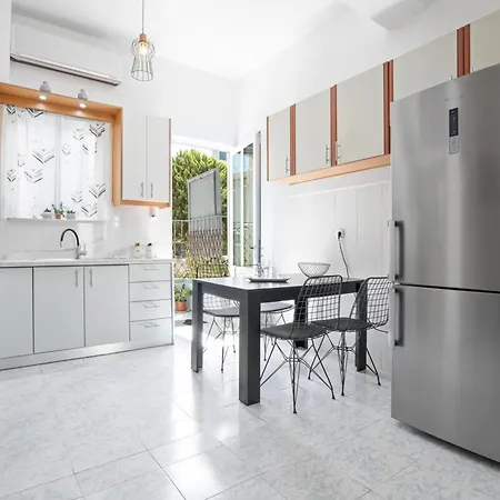 Elie's House Next To The Appartamento *