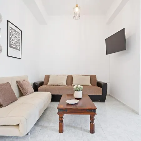 Elie's House Next To The Apartment