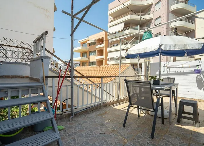 Elie's House Next To The Appartement *