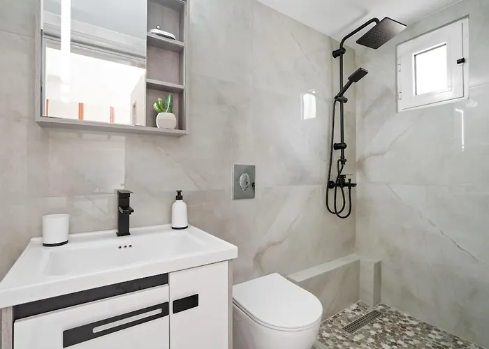 Appartement Elie's House Next To The *